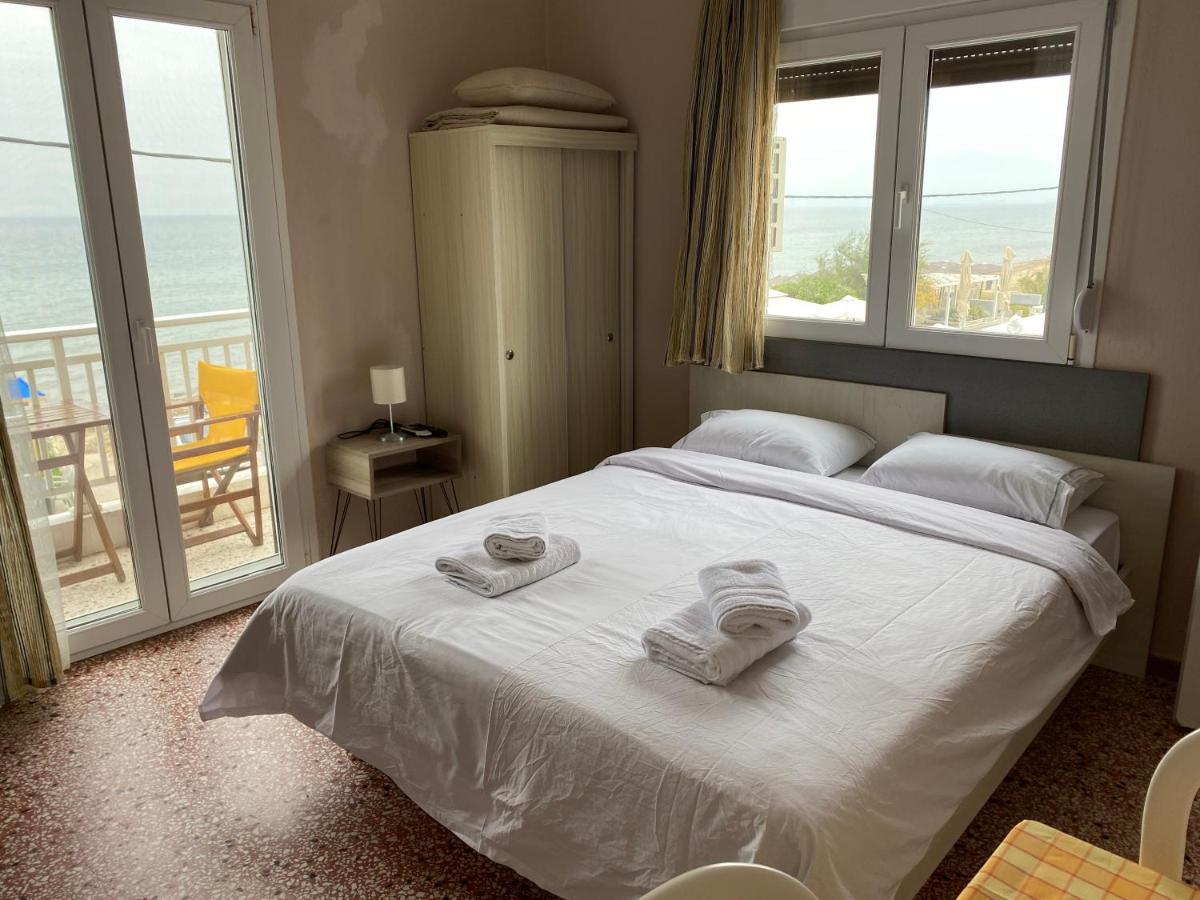 Sunset View Rooms Agia Triada  Exterior photo
