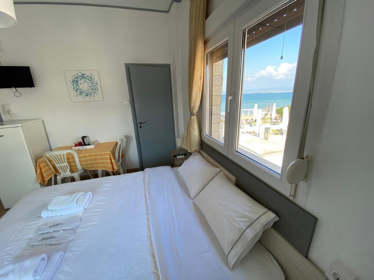 Sunset View Rooms Agia Triada  Exterior photo